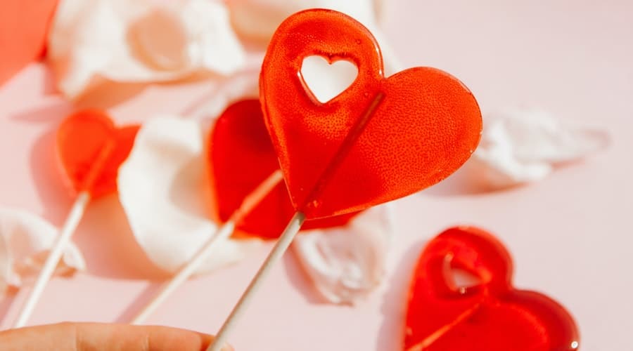 Candies And Chocolates Are Popular Gifts For Valentine’s Day