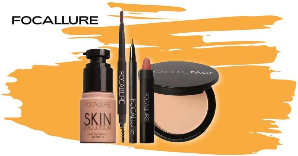 Produits best-seller de Focallure (de gauche à droite) : Fond de teint Skin Evolution, Maskara Focallure, Eyeliner liquide Focallure, Rouge à lèvres Focallure, et Poudre pour le visage Focallure.