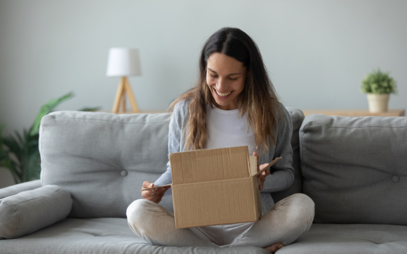 woman using canada post's mail out service