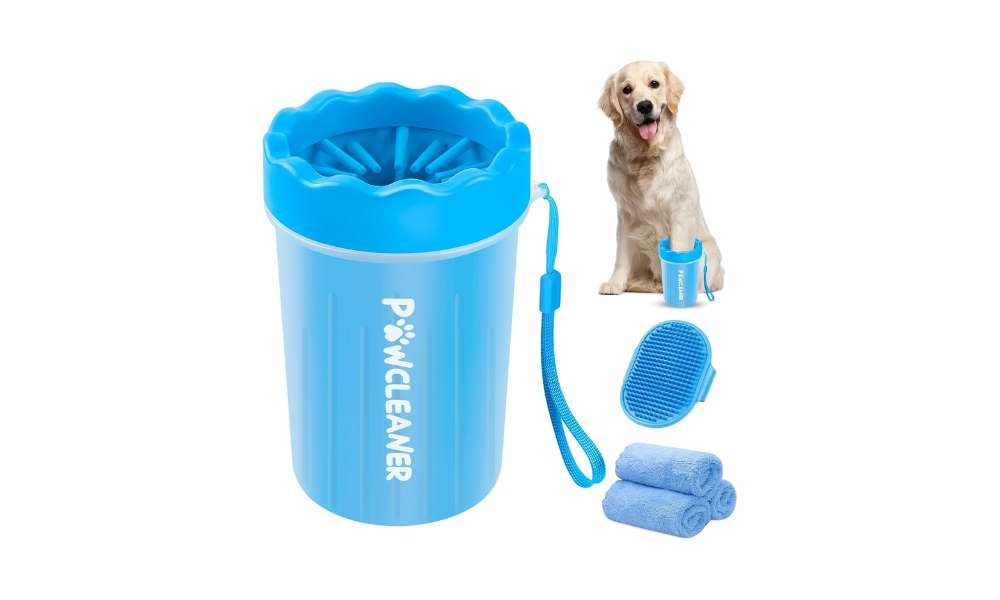 A must-have paw cleaner for any dog owner.