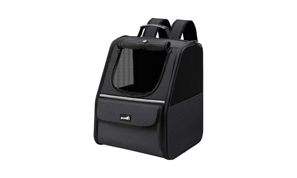 Backpack pet carrier. 
